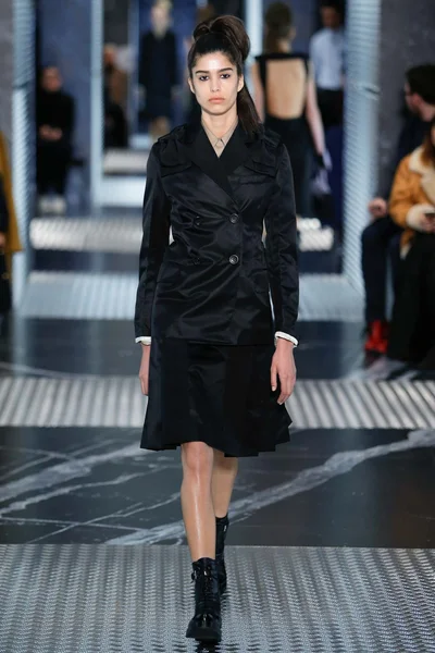 Look 45